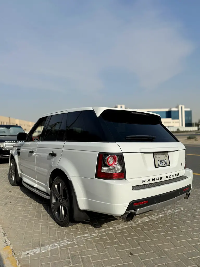 Land Rover Range Rover Sport HST 2011 GCC 510 HP - Image 4