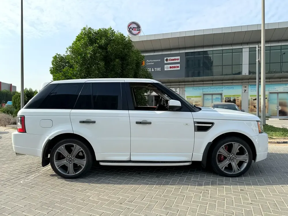Land Rover Range Rover Sport HST 2011 GCC 510 HP - Image 6