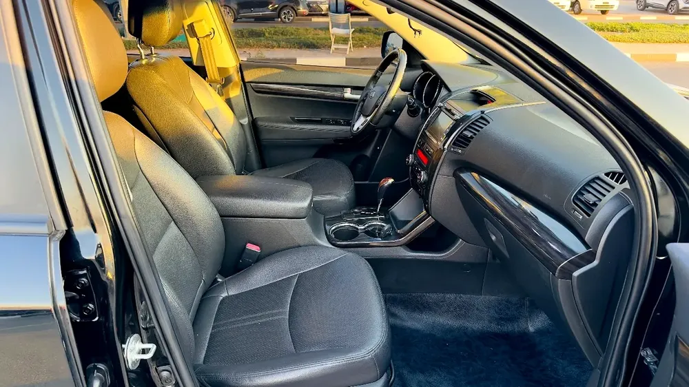 Kia Sorento 2010 - Korean Specs - 7 seater - 2.0L Diesel - Image 6