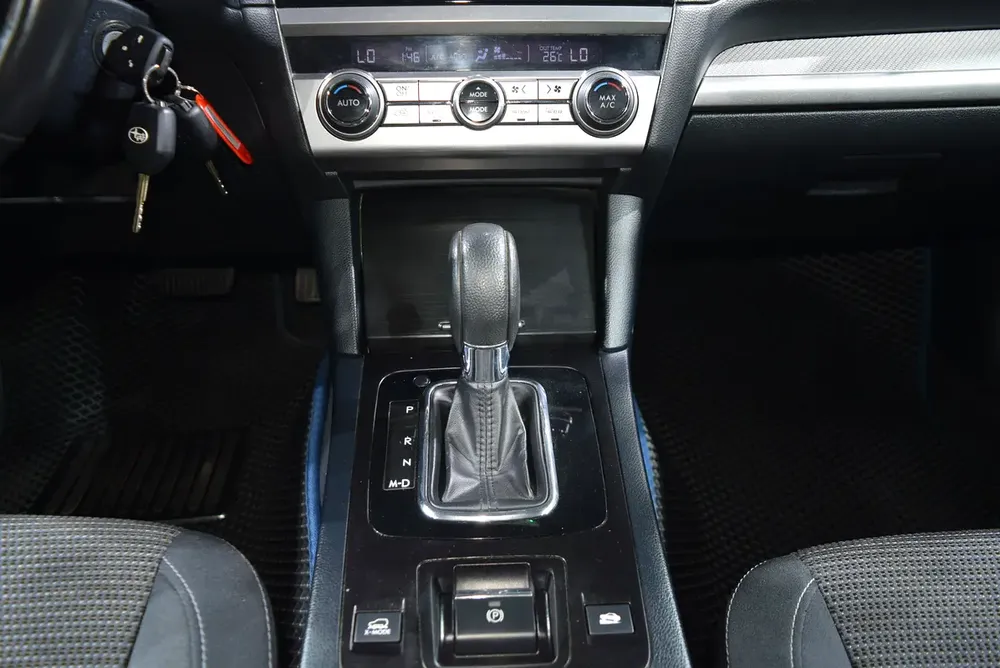 Original Paint . Full Service History . GCC Specs . Low Mileage - Image 13