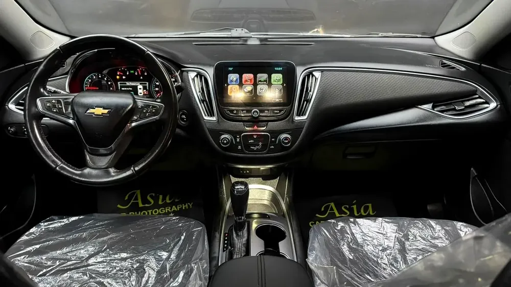Chevrolet Malibu 2018 1.5L Turbocharged LT Panoramic Full Option - Image 9