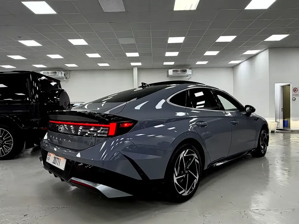 2024 Hyundai Sonata SEL Premium under warranty - Image 6