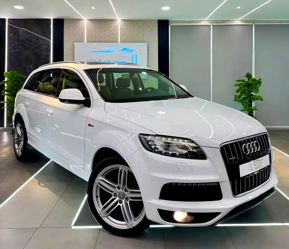 AMAZING WHITE AUDI Q7  S_LINE V6 ||  FULL OPINION || GCC || 7 SEATS || ACCIDENT FREE - Image 7