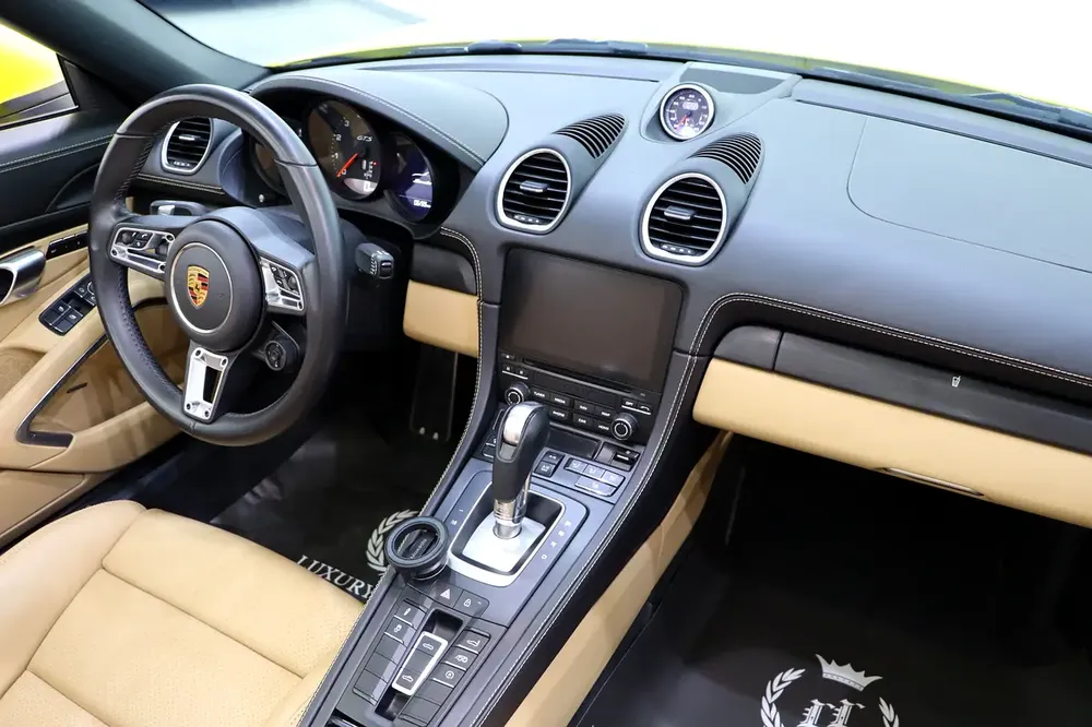 2022 Porsche 718 Spyder Boxster GTS (Korean Specs) - Image 18