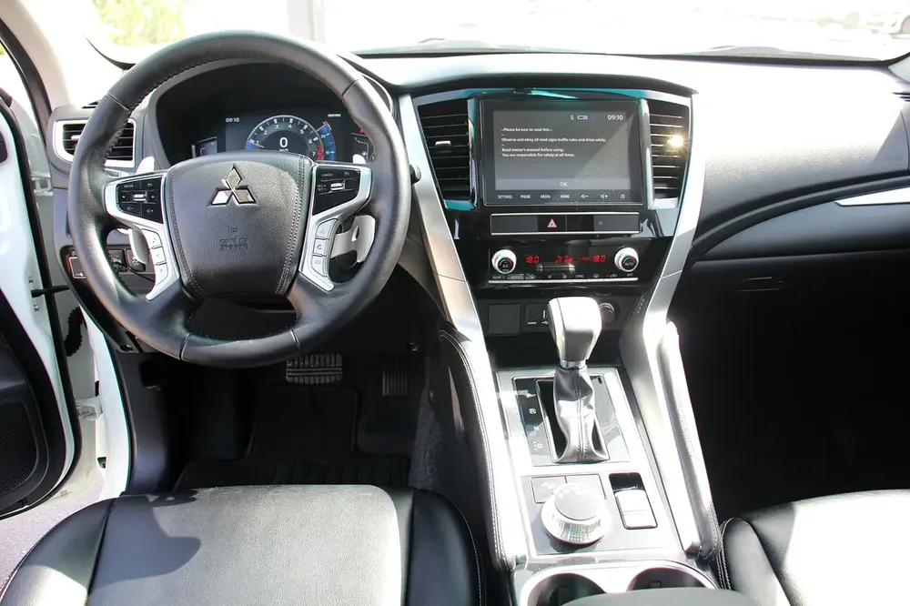 2023 Mitsubishi Montero Sport GLS 4WD Top Line | GCC! Bank loan can be arranged! - Image 14