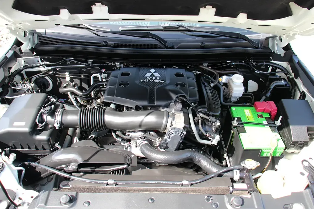 2023 Mitsubishi Montero Sport GLS 4WD Top Line | GCC! Bank loan can be arranged! - Image 15