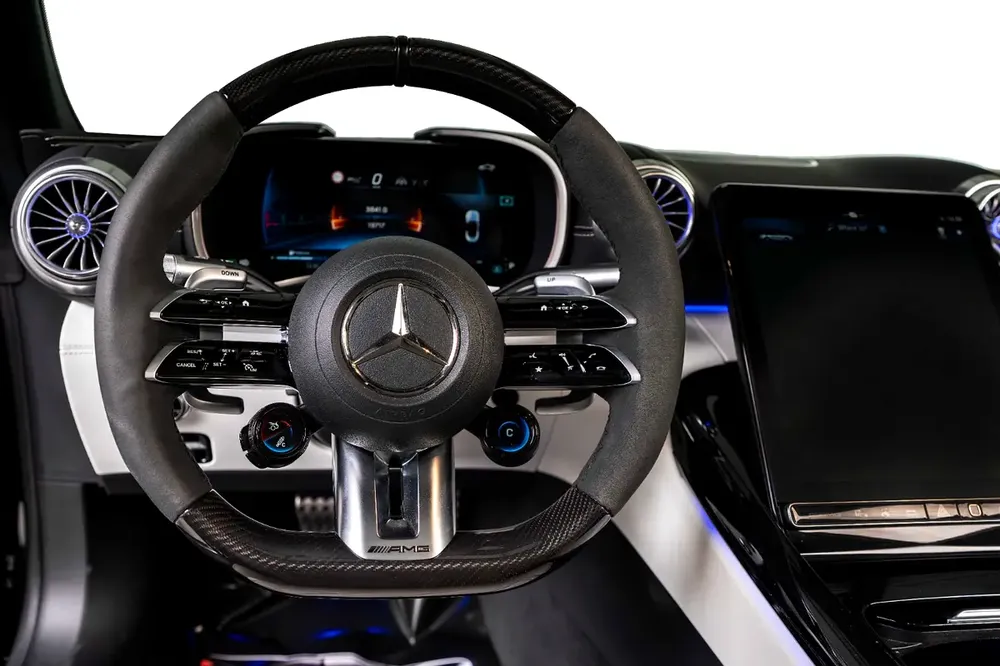 Mercedes Benz SL 63 AMG 4 MATIC Plus-AMG Driver Performance Pack-Full Leather Interior - Image 11