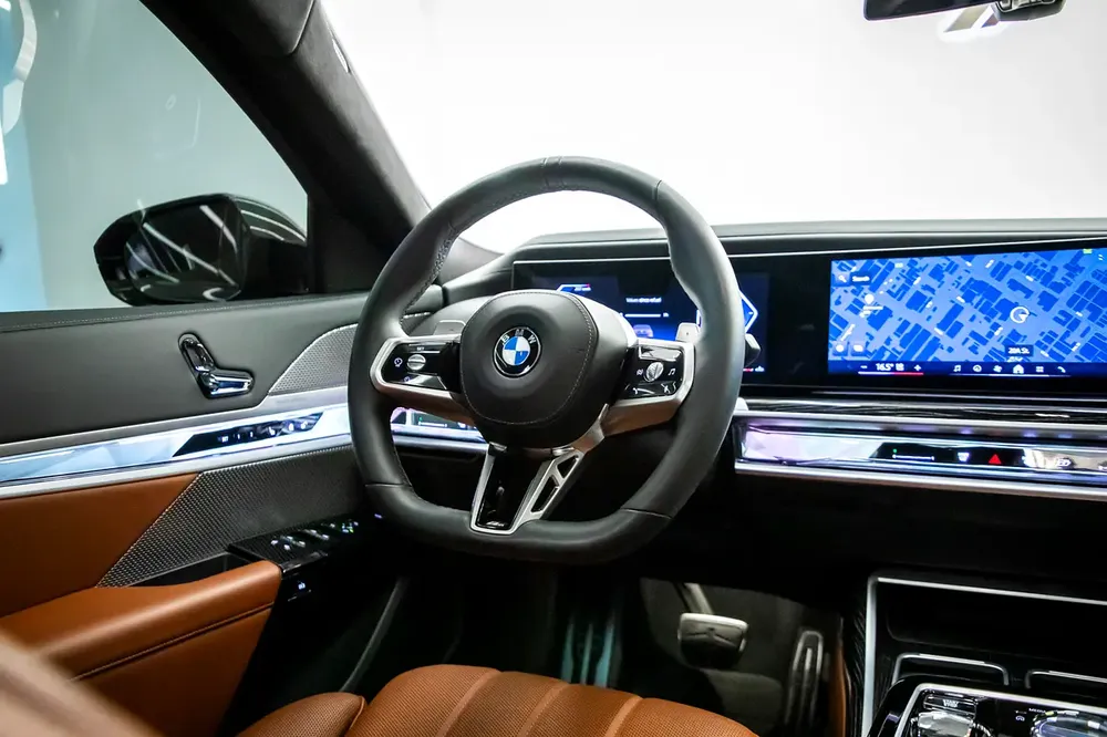 2023 | BMW 740i | SPORT | GCC | WARRANTY AND SERVICE CONTRACT | EXCELENT CONDITION | - Image 8