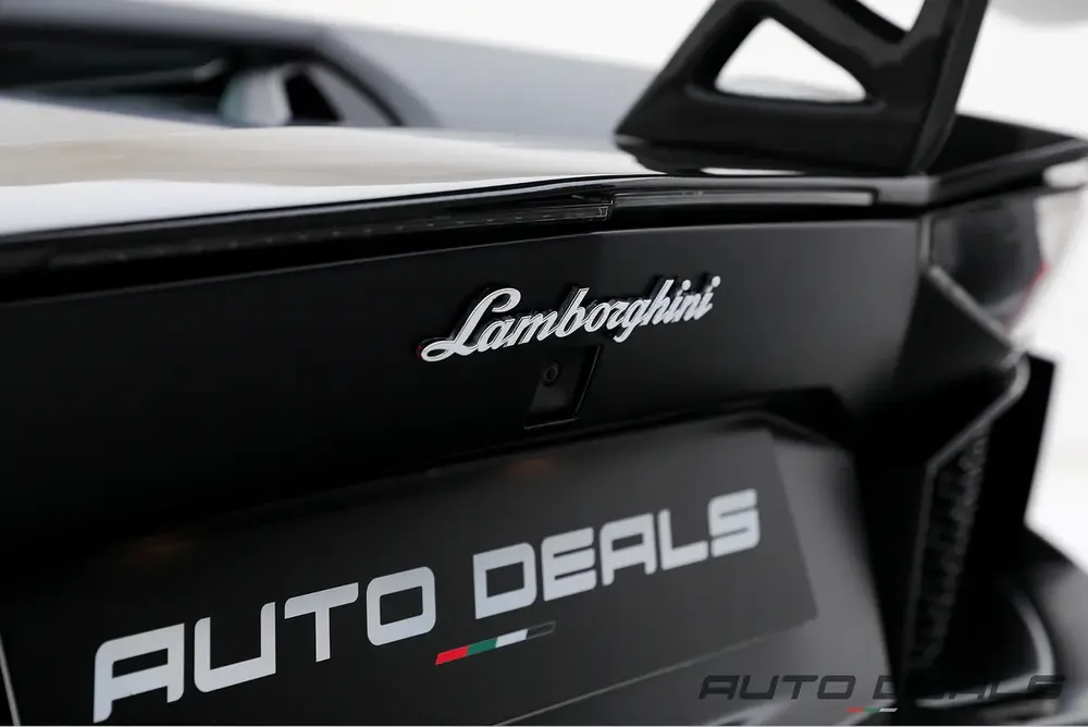 2014 Lamborghini Aventador LP 700-4 Roadster | GCC | Low Mileage | Iconic V12 | Fully Loaded - Image 10
