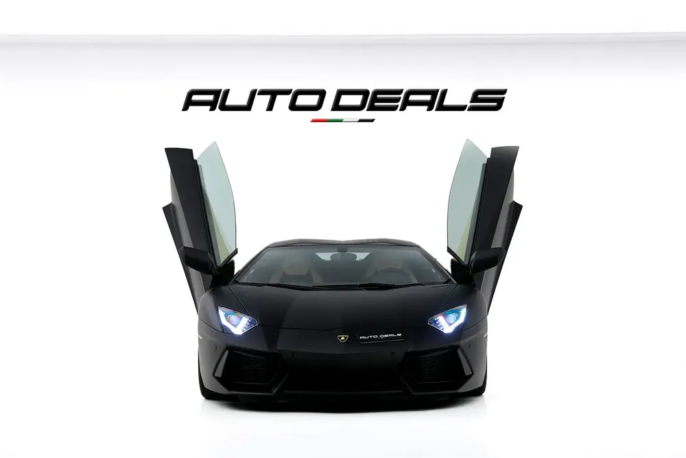 2014 Lamborghini Aventador LP 700-4 Roadster | GCC | Low Mileage | Iconic V12 | Fully Loaded - Image 6