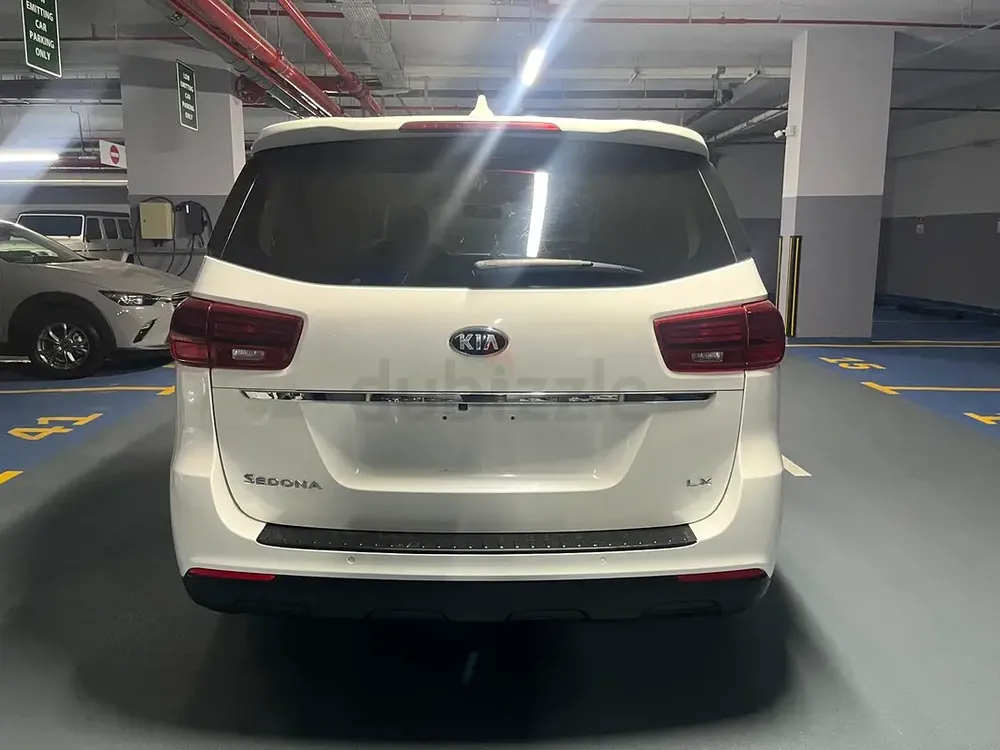 2020 KIA SEDONA LX (CANADIAN SPEC, LEATHER, REAR DVD) - Image 4