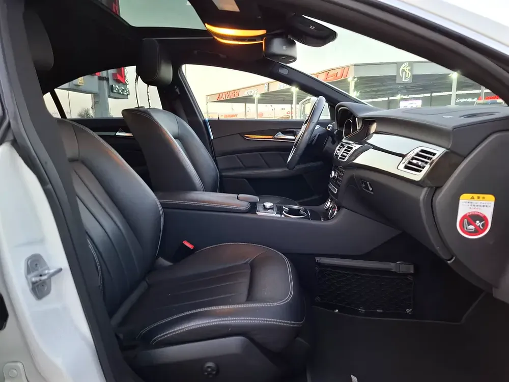 MERCEDES-BENZ CLS350 - Image 13