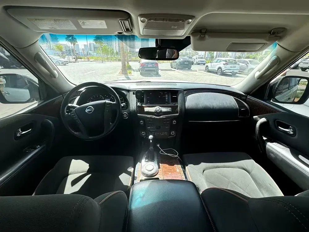 2019 Nissan Armada SE - American Specs - GCC Car - Image 7