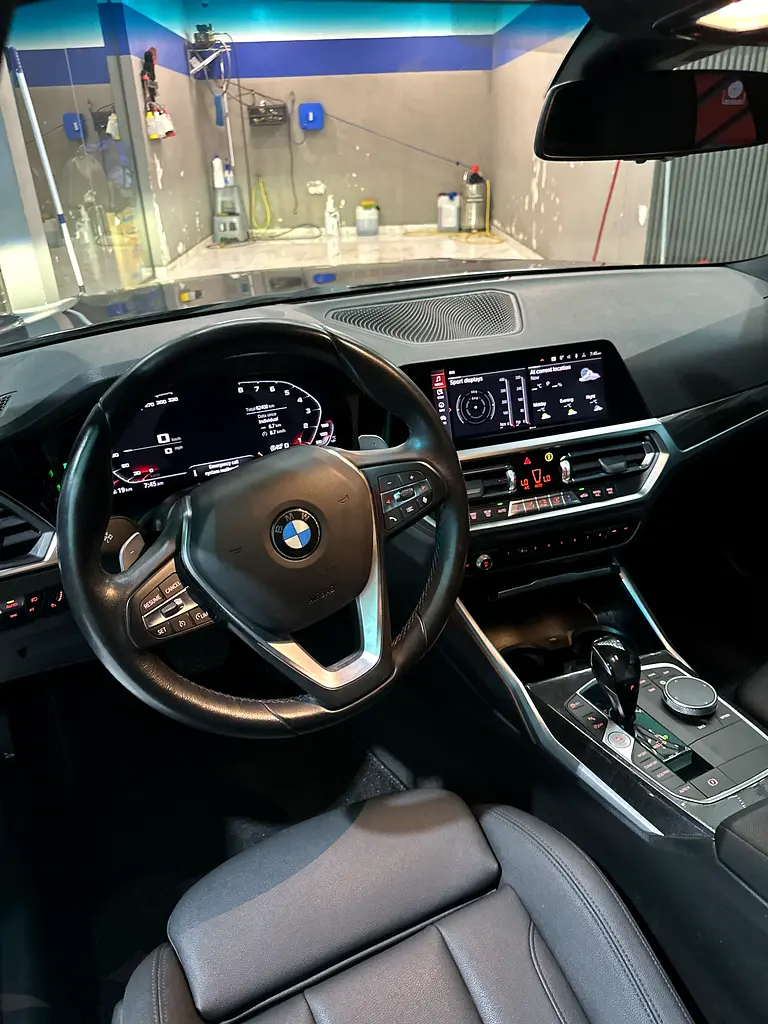 BMW 3-Series 330i 2021 | Low Mileage - Image 9