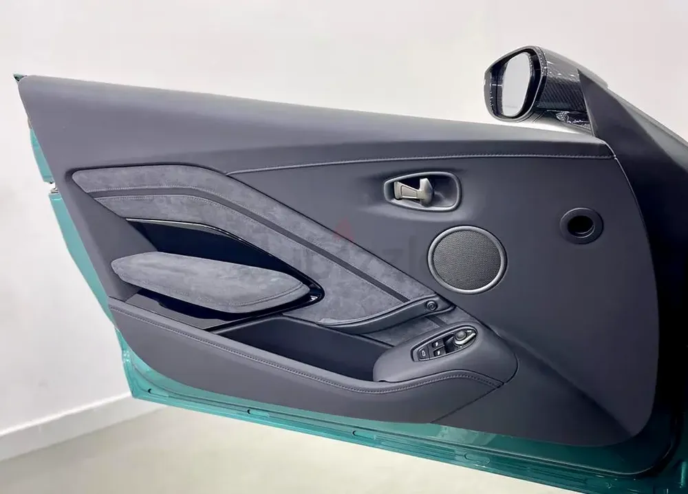 2022 Aston Martin Vantage F1 Edition | GCC | 18,000 km | - Image 11