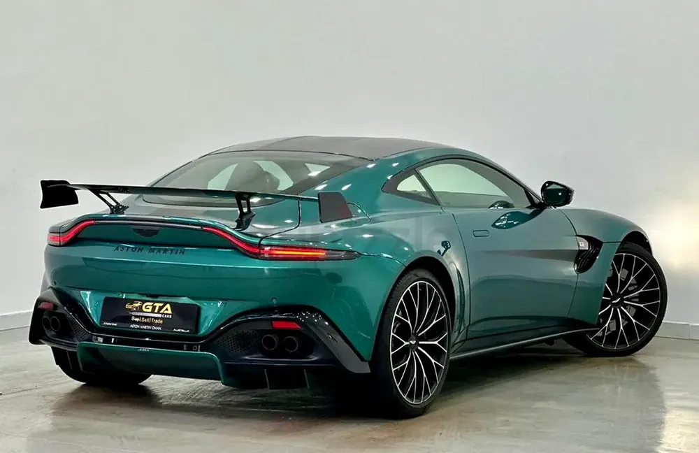2022 Aston Martin Vantage F1 Edition | GCC | 18,000 km | - Image 6