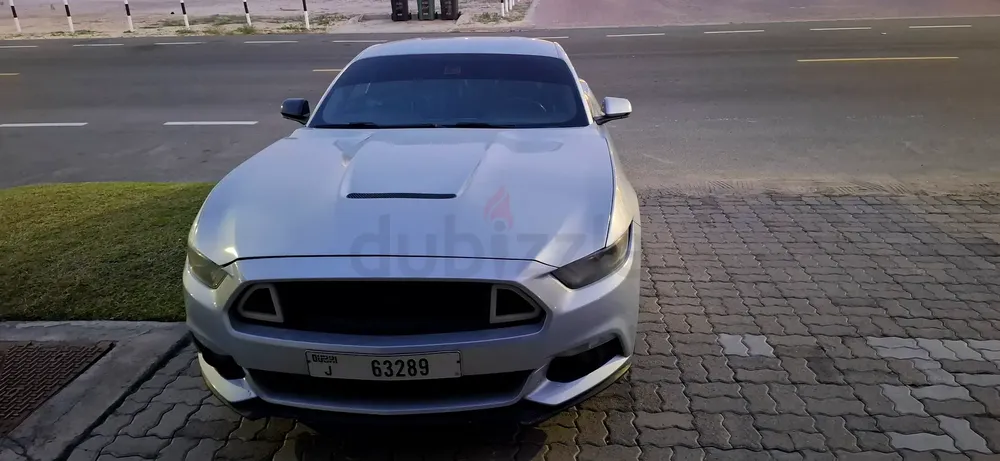 Ford Mustang EcoBoost 2016 American Specs - Pristine Condition - Image 5