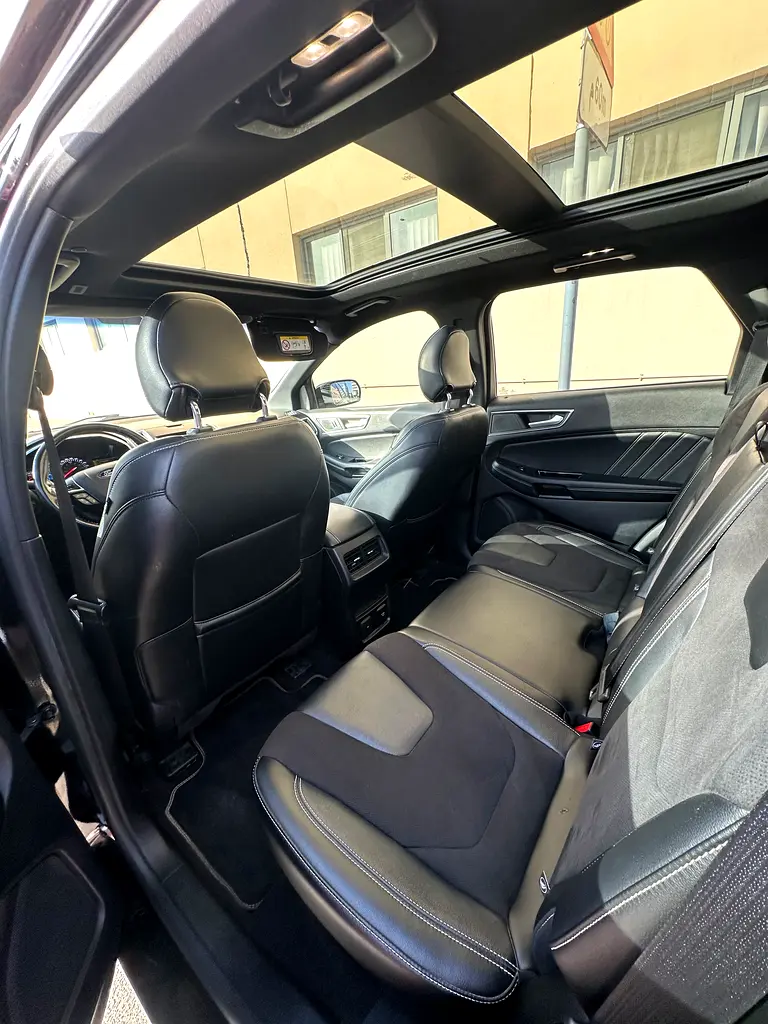 FORD EDGE ST 2019 GCC ORIGINAL PAINT FOR SALE - Image 8