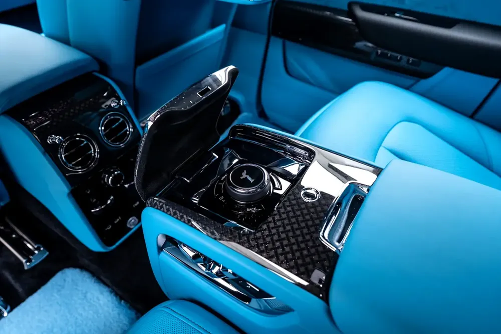 2026 ROLLS ROYCE CULLINAN |BLACK BADGE | GCC | CLOUD DESIGN INTERIOR | FULL OPTION - Image 16