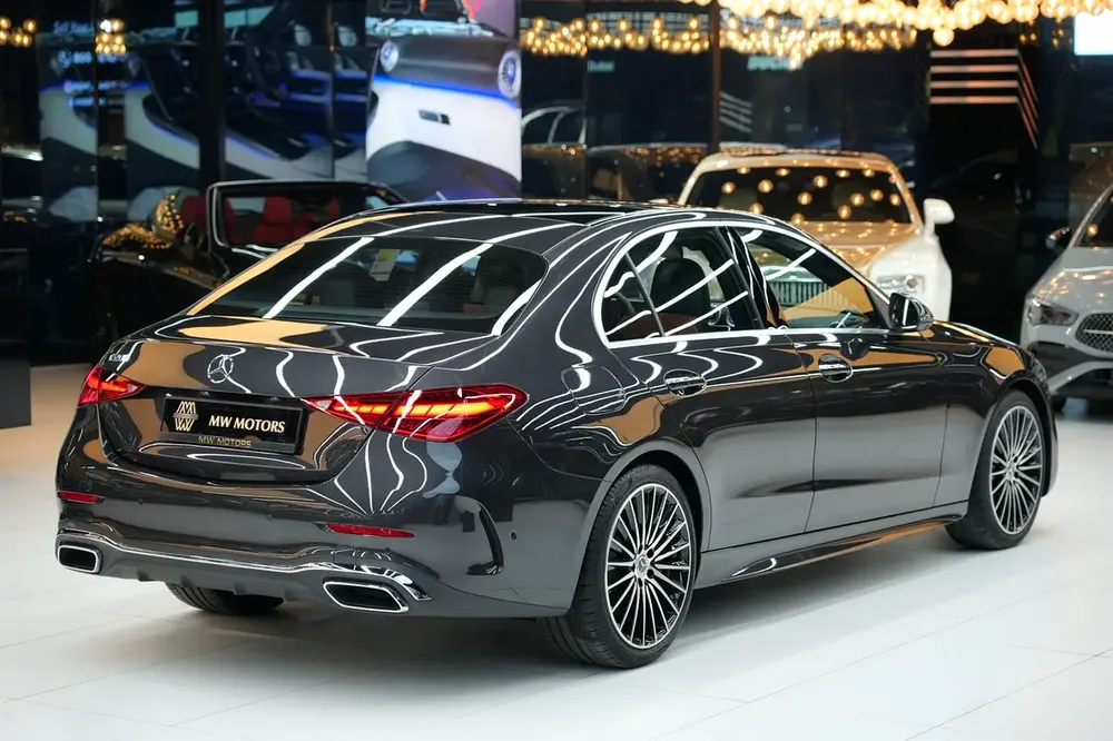 Mercedes-Benz C-Class C200 2026 (GCC Specs) - Image 4