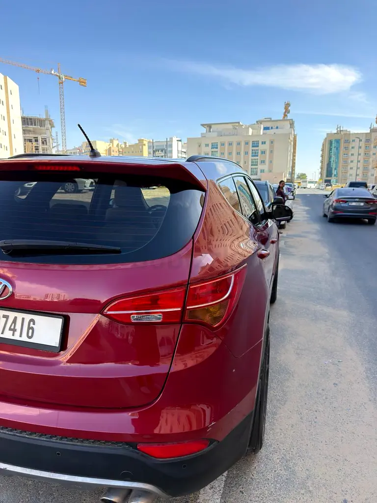 2015 Hyundai Santa Fe SE | GCC Specs | Well Maintained - Image 12