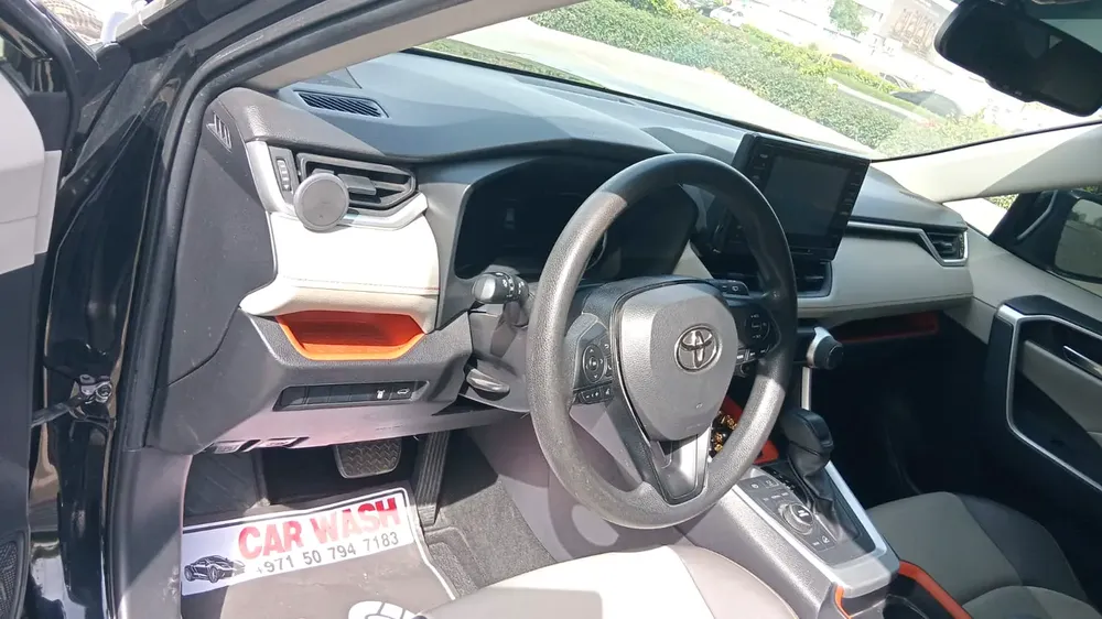 Toyota Rav 4 Fully Loaded Adventure 2020 GCC Specs Lady Driven - Image 10