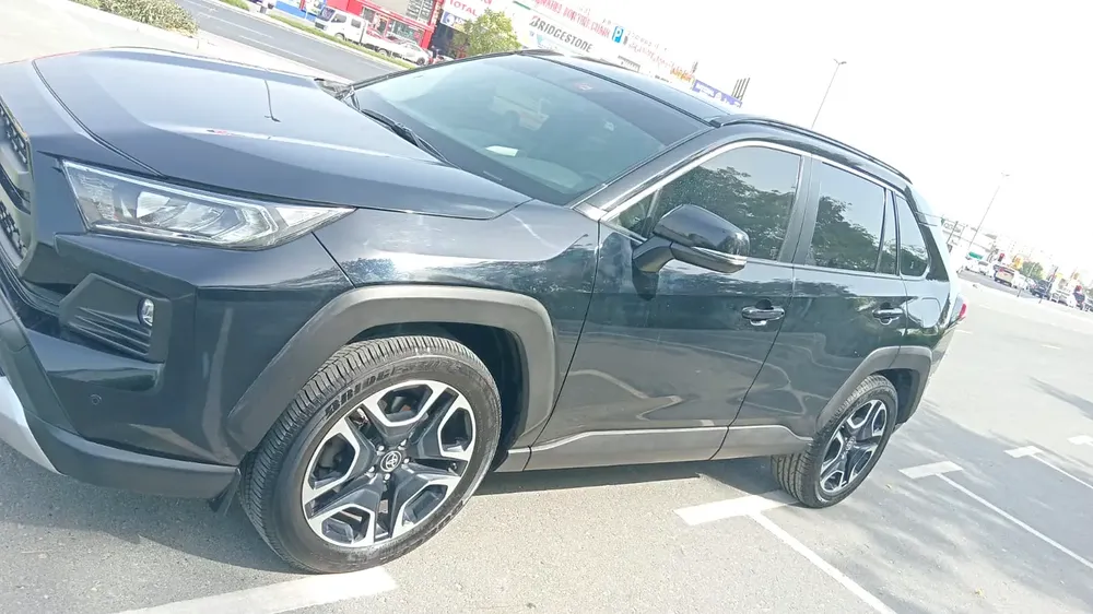 Toyota Rav 4 Fully Loaded Adventure 2020 GCC Specs Lady Driven - Image 6