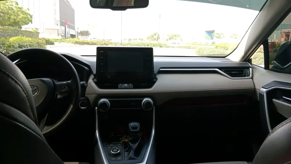 Toyota Rav 4 Fully Loaded Adventure 2020 GCC Specs Lady Driven - Image 9