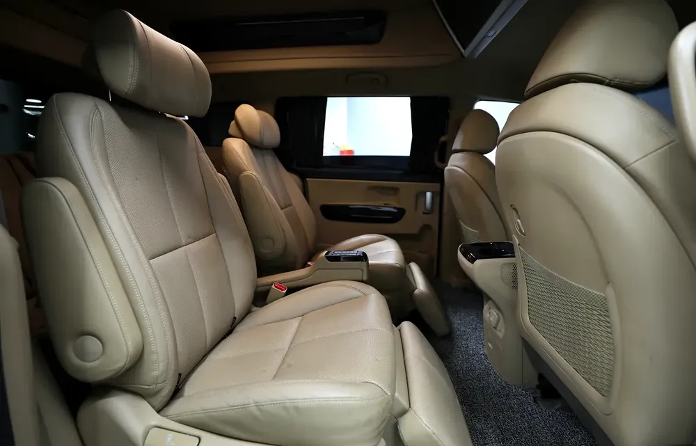 Kia Carnival | 7 Seater | AED 1,500 monthly | Registration Ref#S562498 - Image 8