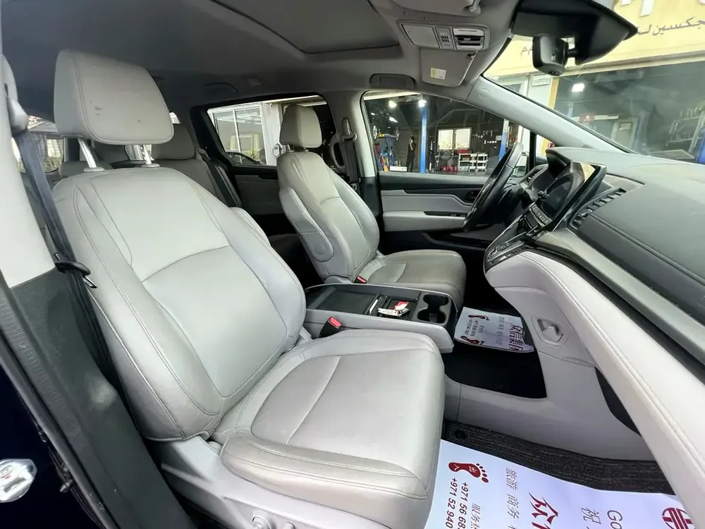 Honda Odyssey EX-L 2022, American Specs, Excellent Condition - Image 7