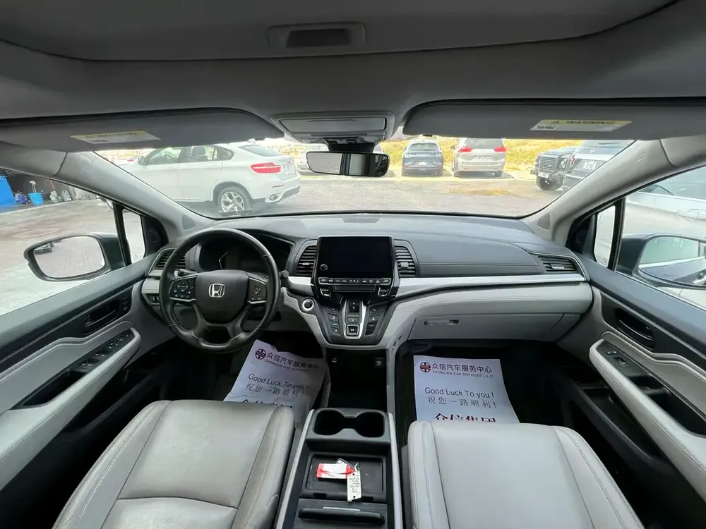 Honda Odyssey EX-L 2022, American Specs, Excellent Condition - Image 8