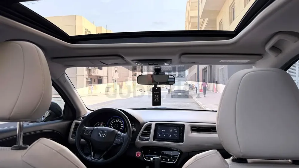 Honda HR-V EX 2021 | Single Owner | No Accidents | Full Options | Low KM - Image 10