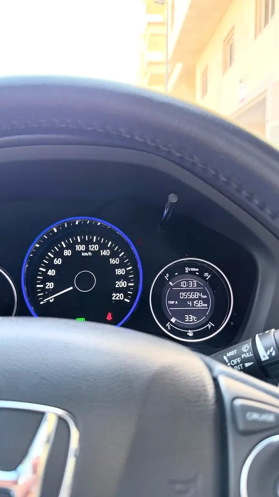 Honda HR-V EX 2021 | Single Owner | No Accidents | Full Options | Low KM - Image 16