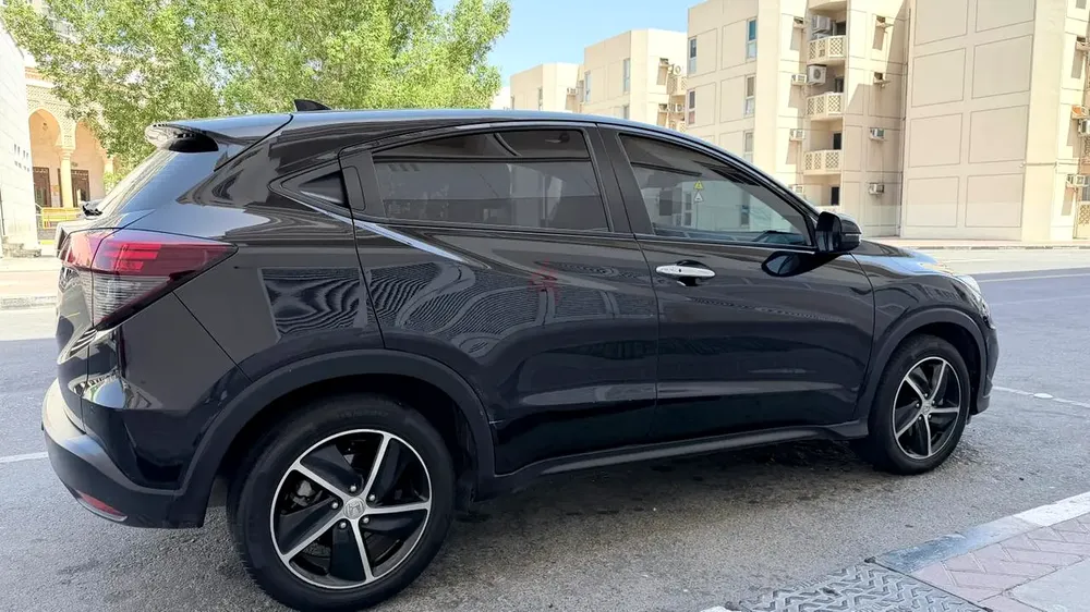 Honda HR-V EX 2021 | Single Owner | No Accidents | Full Options | Low KM - Image 5