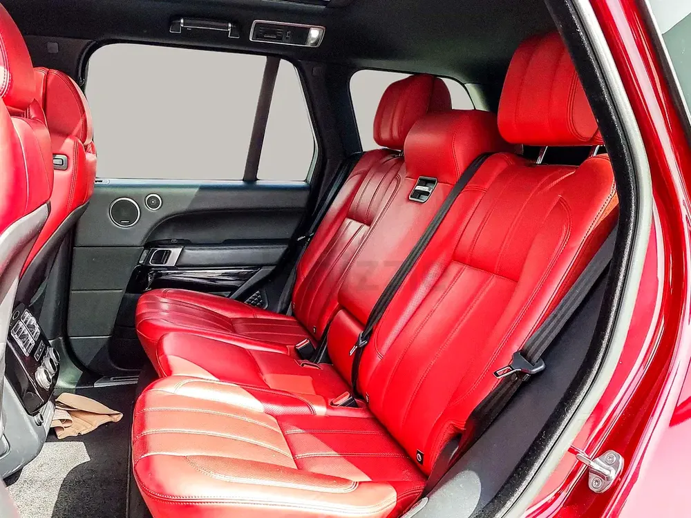 AED 2047/month | 2017 Land Rover Range Rover Vogue SE Supercharged | GCC Specs | Ref#459670 - Image 13