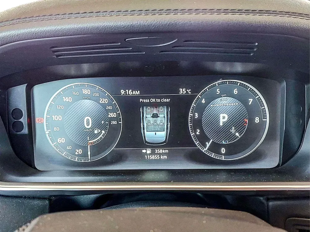 AED 2047/month | 2017 Land Rover Range Rover Vogue SE Supercharged | GCC Specs | Ref#459670 - Image 18