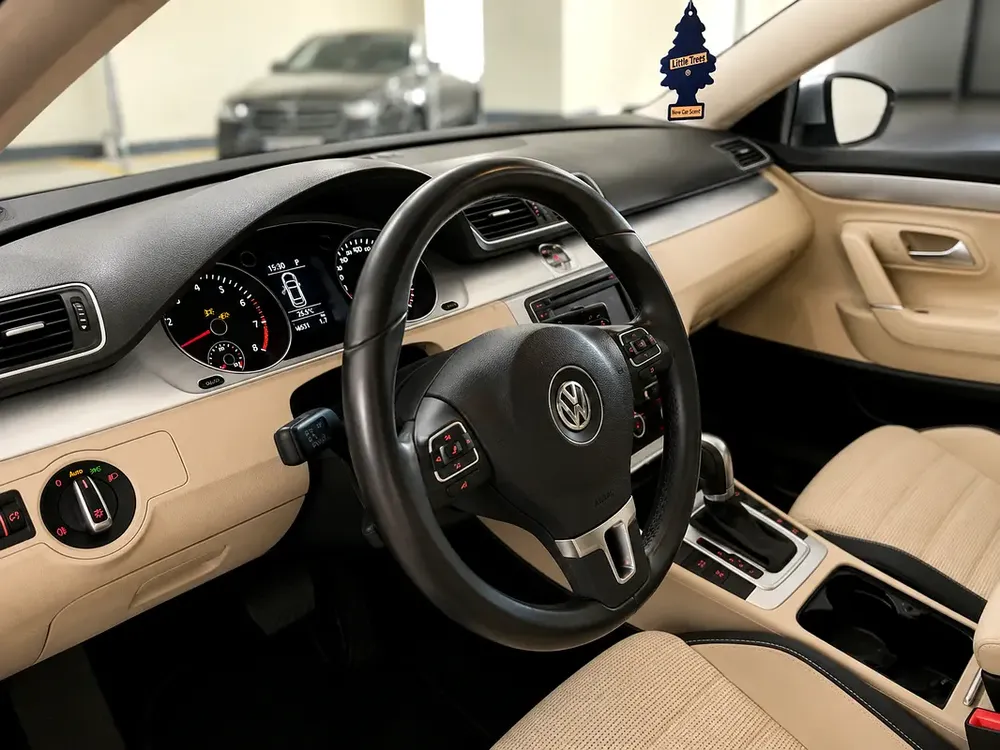 2016 VOLKSWAGEN CC GCC SPECS IN EXCELLENT CONDITION - Image 7