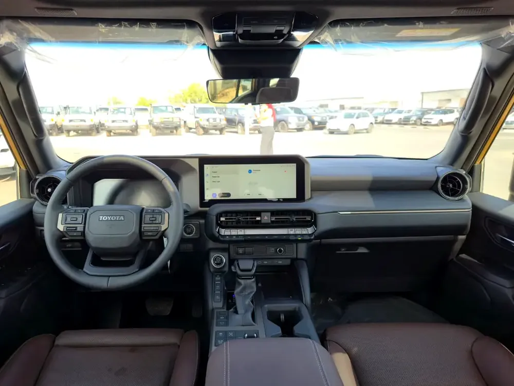 Toyota Prado Adventure 2024, GCC Specs - Brand New! - Image 11