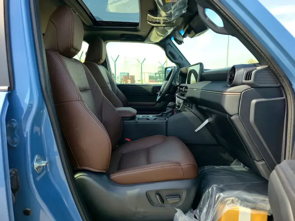 Toyota Prado Adventure 2024, GCC Specs - Brand New! - Image 12