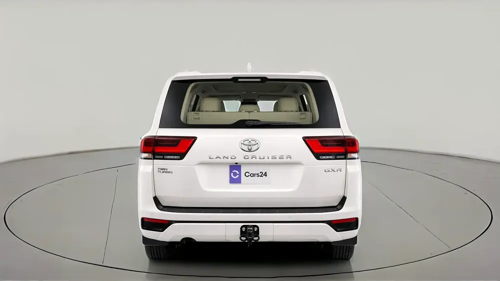 AED 4,331/month | Manufacturer Warranty | Service History | 30 Day Return | TOYOTA LAND CRUISER 2025 - Image 4