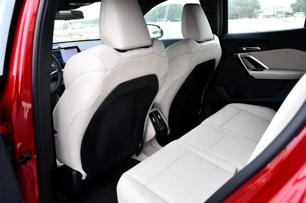 BMW X2 M KIT  S DRIVE 18I  2025 MODEL 2 YEARS  WARRANTY - Image 18