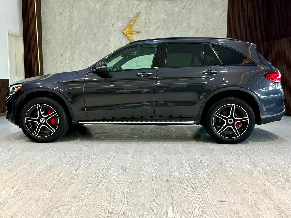 1,675 AED Monthly II Mercedes GLCC300 2022  II 0% Down Payment  II Still Under Warranty to 2027 - Image 8