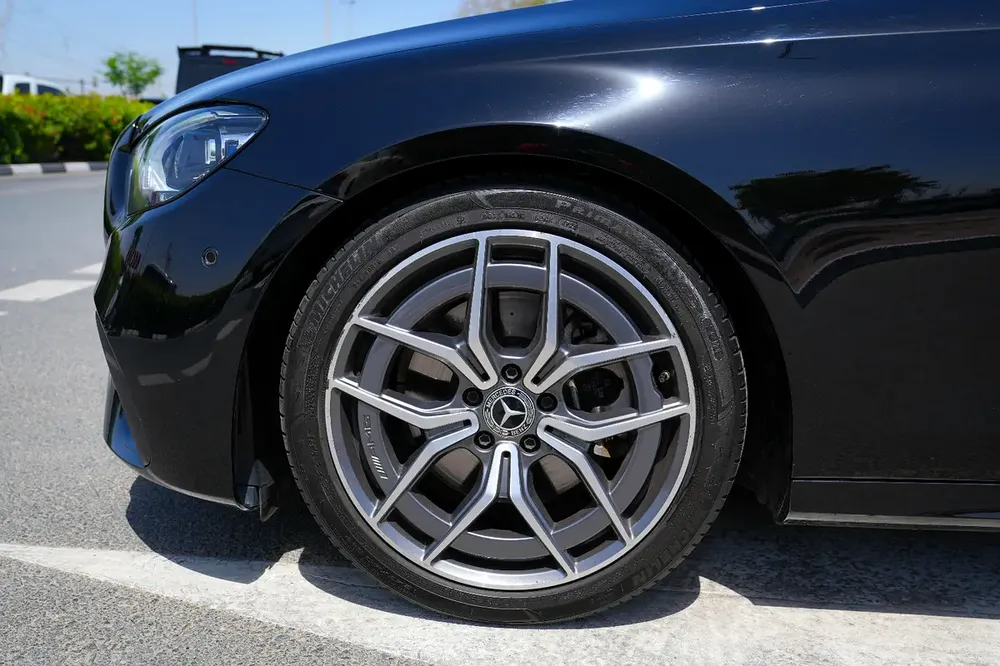 2021 Mercedes-Benz E-Class E 200 GCC Specs - Mint Condition - Image 17