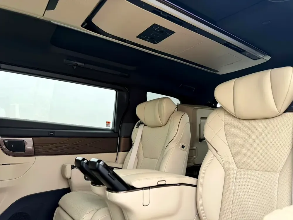 2024 Toyota Alphard EXECUTIVE LOUNGE - Japanese Specs - Brand New - Image 8