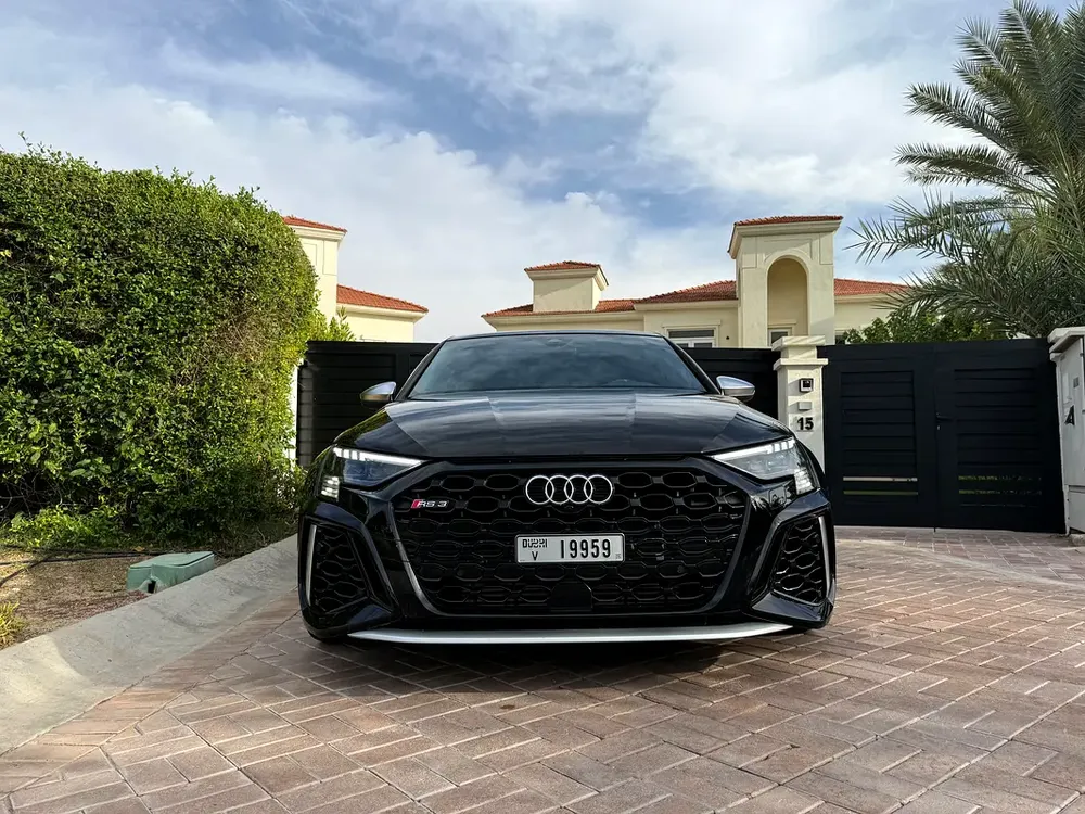 Audi RS3 2023 GCC | Full Audi Service History | Full Original Paint No Accident - Image 7