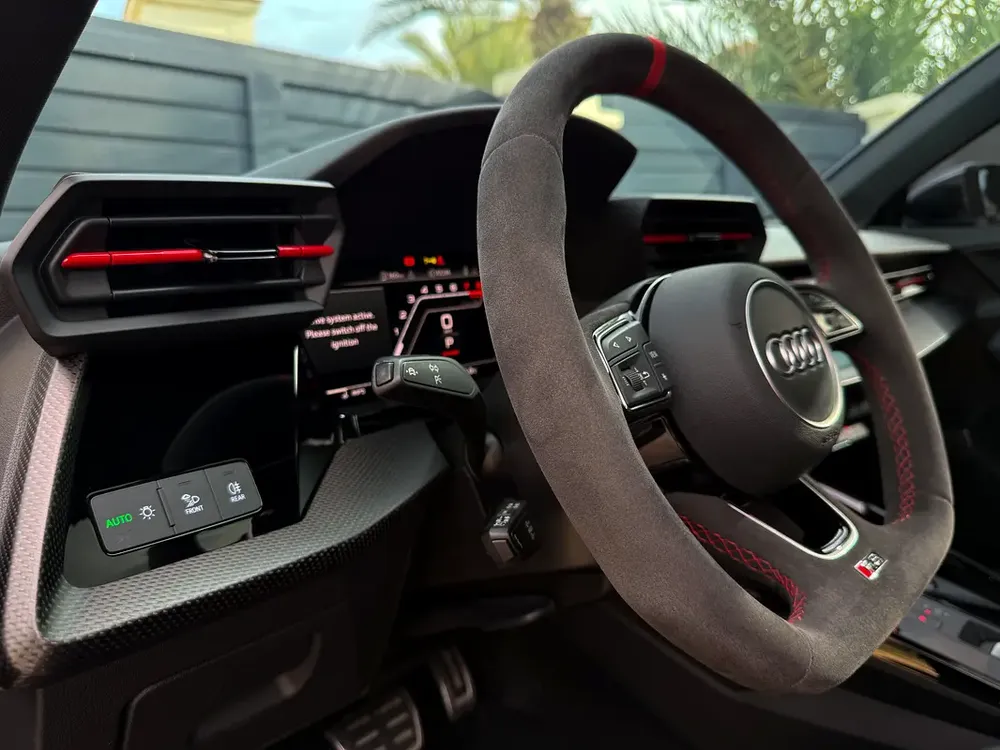 Audi RS3 2023 GCC | Full Audi Service History | Full Original Paint No Accident - Image 9