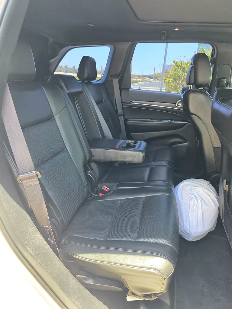 Jeep Grand Cherokee Limited 2019 GCC Specs - Image 6