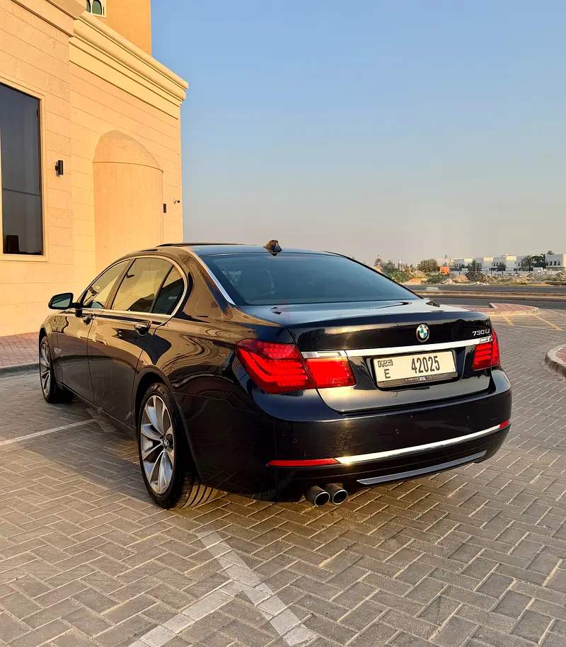 BMW 730 LI خليجي صبغ وكاله 97000 كم 2015 - Image 4