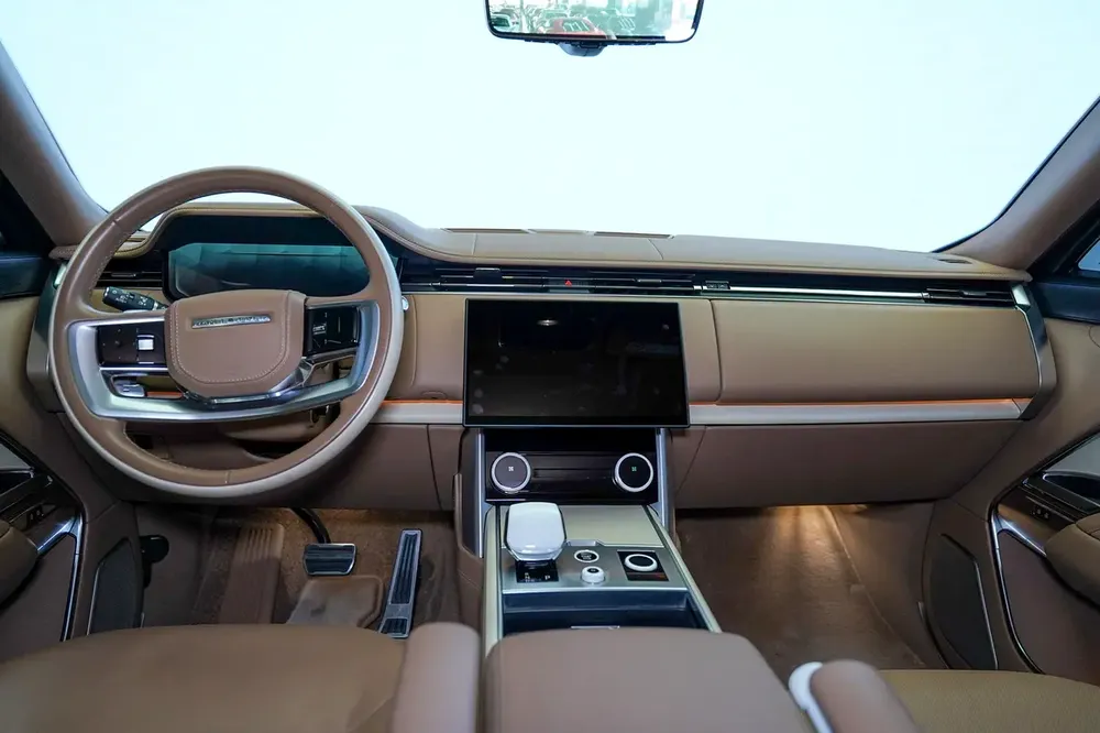 LONG WHEELBASE | REAR ENTERTAINMENT | LEG REST | SIDE STEP | WARRANTY + SERVICE MAY 2028 - Image 11