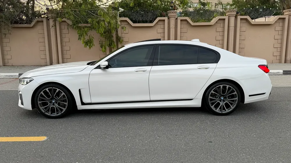 BMW 750I 2017, M-Power, European Specs, upgraded to2022 model,super clean car, low mileage, customs - Image 19